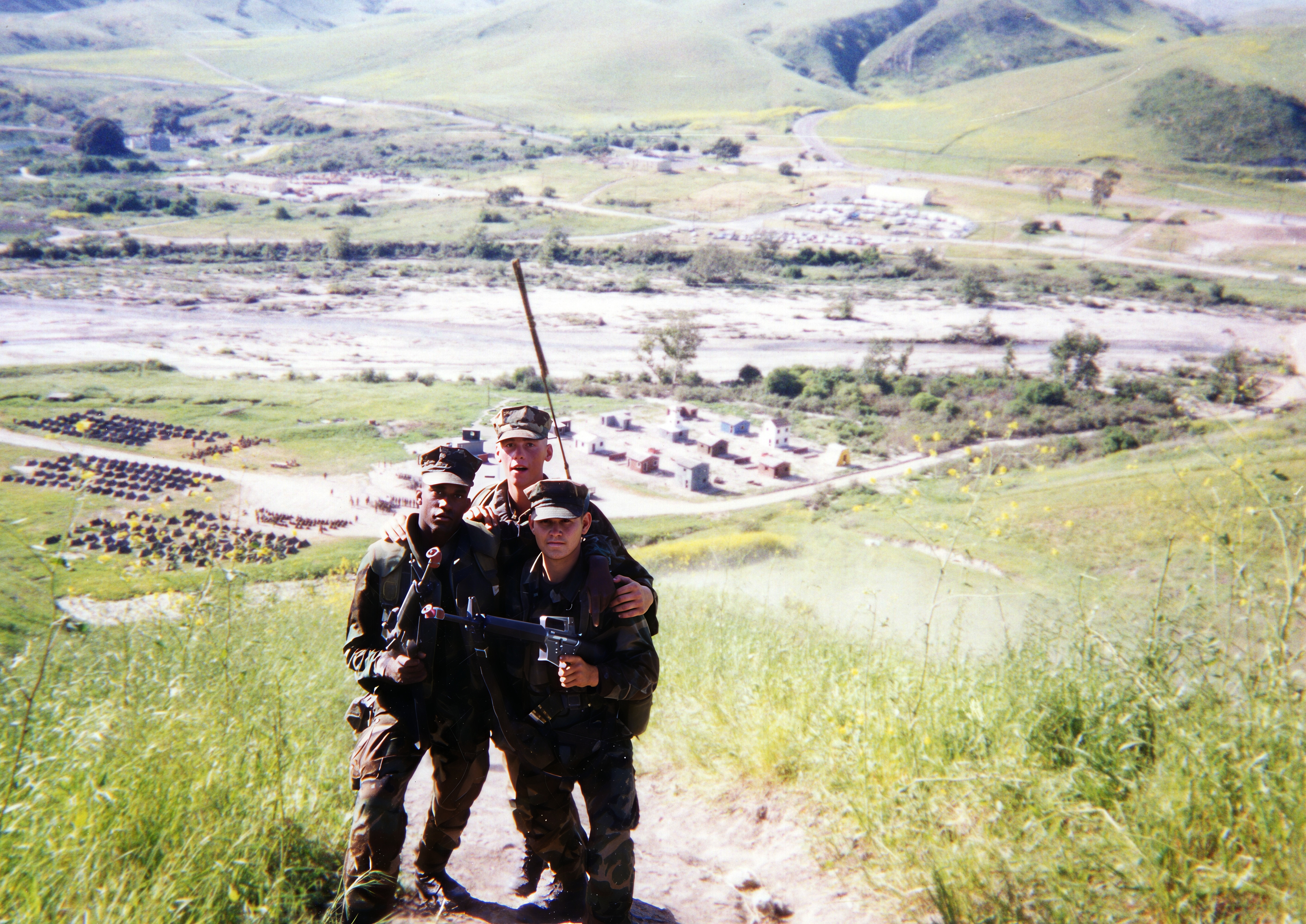 MCT April 1993